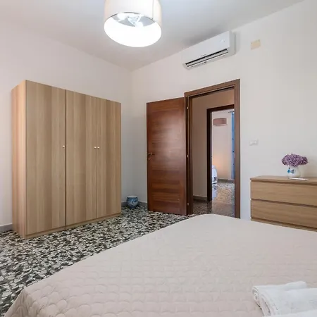 Apartment Fresia Cagliari